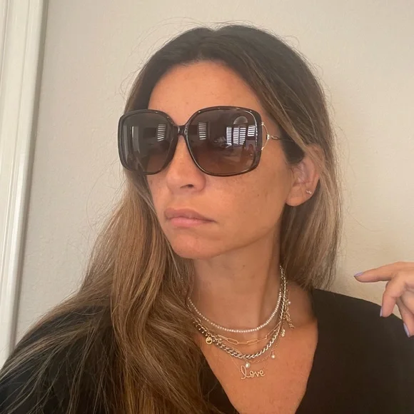 🇫🇷 Givenchy women’s oversized sunglasses - Picture 10 of 10